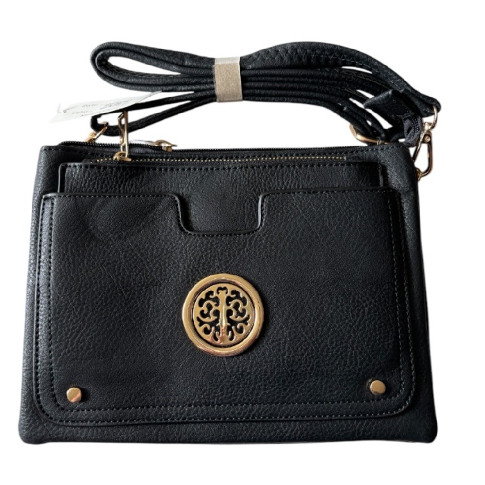 NWT Cross Body Travel Bag. Black